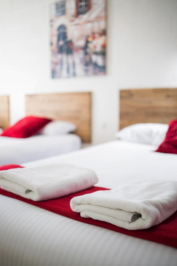 Plainsman Motel Forbes